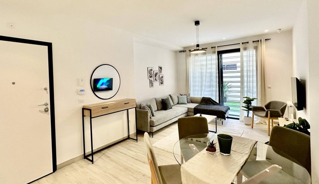Rd jade apt neuf avec jardin proche des commodités