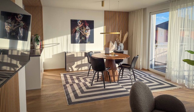 SONNENGRÜN near Salzburg – 2 bedrooms, 88 m², balcony & air conditioning in Seekirchen am Wallersee