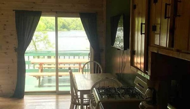The Elms Waterfront Cottages in Lake Luzerne