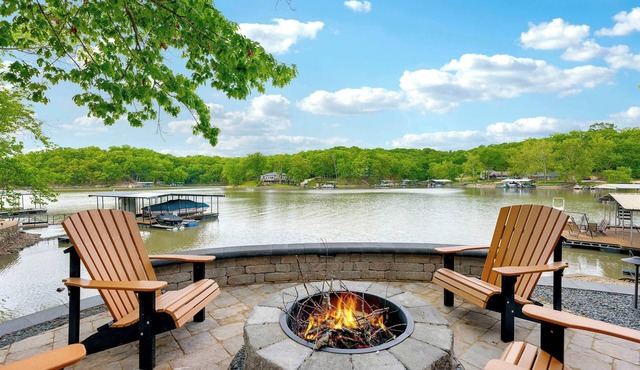 Trails End Hideaway – Waterfront in Sunrise Beach