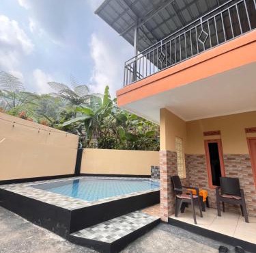 Villa Pondok Aurora in Campaka