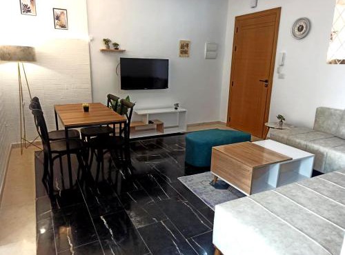 Wahat Serenity S1 Appart équipé avec parking privé & wifi entre Tunis et La Marsa
