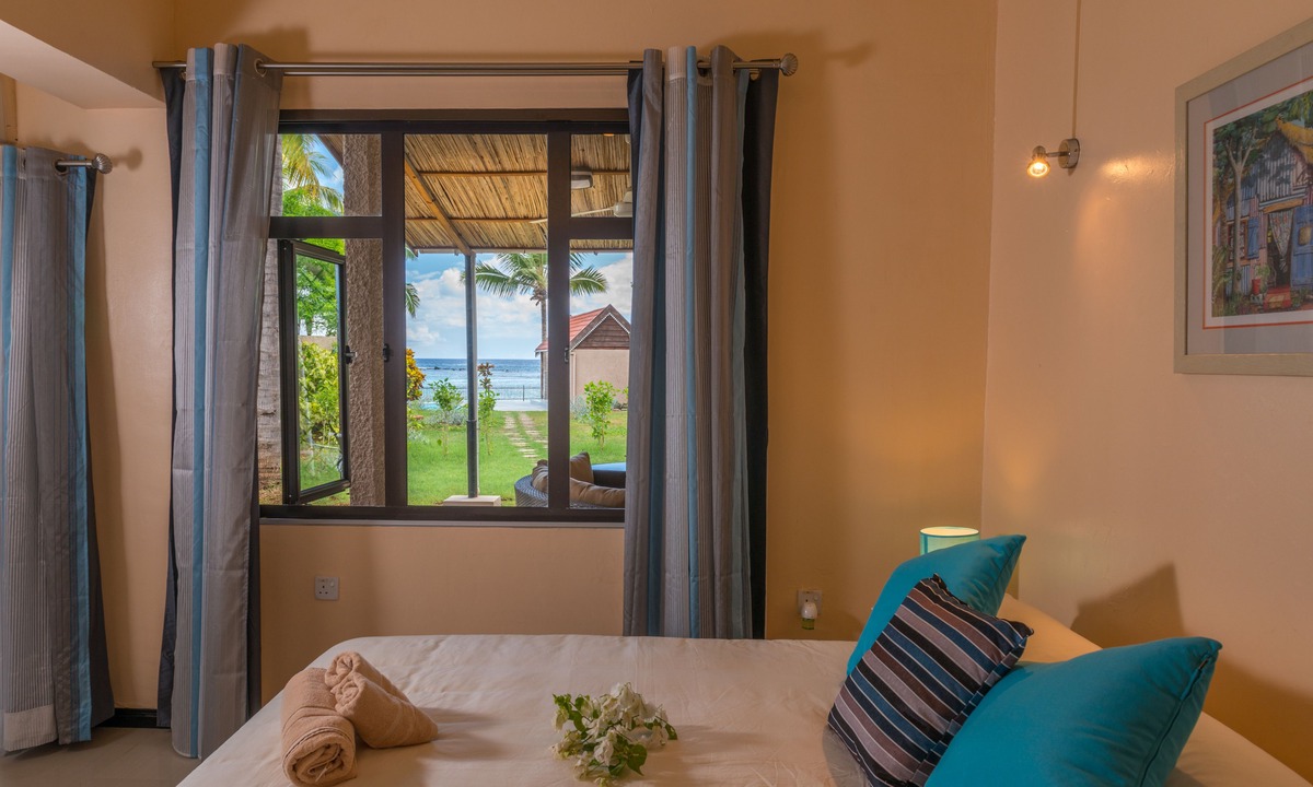Flic-en-Flac Villa | Villasun Beachfront Villa