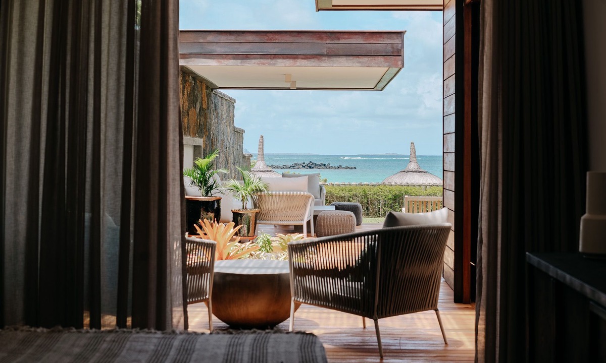 Cap Malheureux Villa | Peninsula Beach Villa with LOV