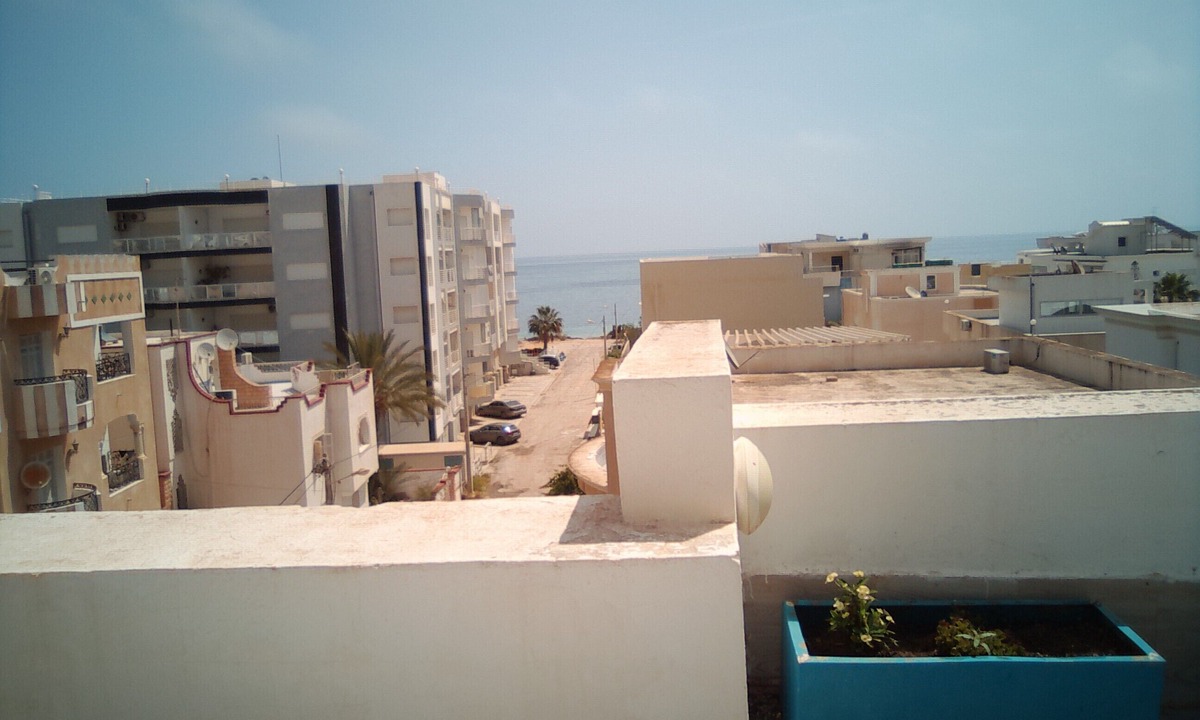 Hamma Apartment | Studio with double terrace 70m2 sea view 100m from the beach very pleasant