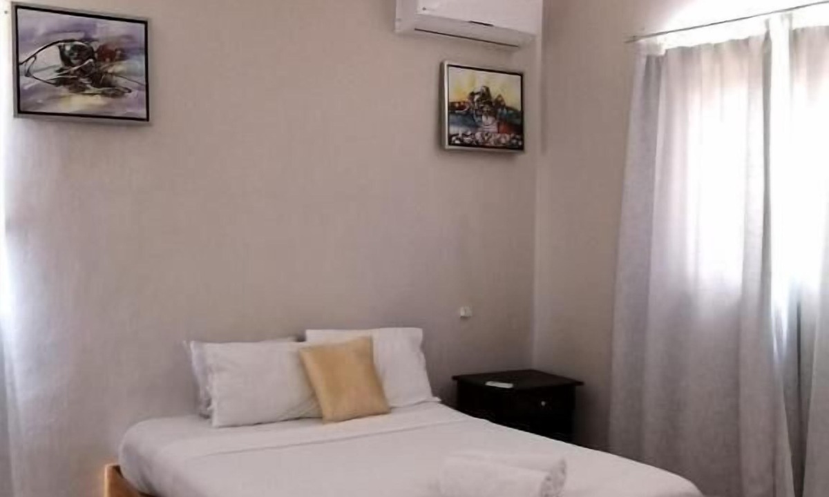 Pointe Aux Sables Apartment | Residence Rivabella