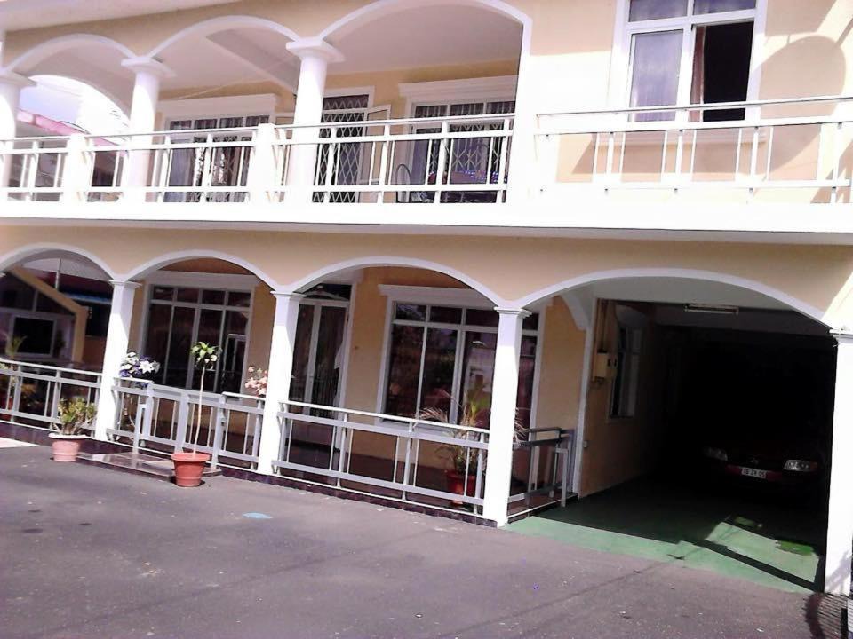 Plaine Magnien Apartment | Shivram guest house