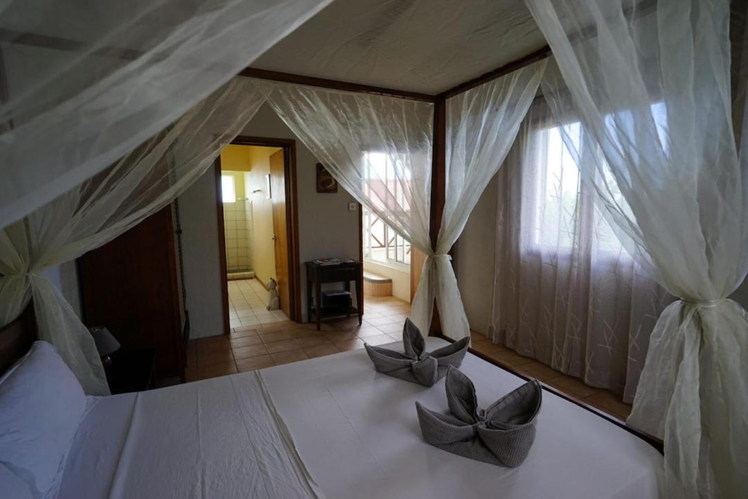 Tamarin Apartment | Ocean View Guesthouse with Pool, Surf, Sunset