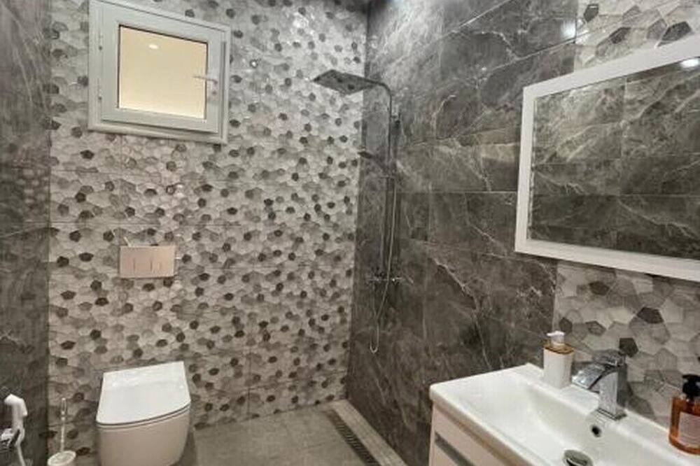 Photo of Bathroom in Aghir