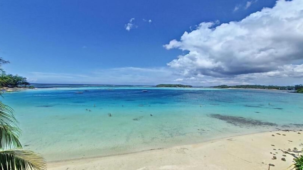 Photo of Others in Blue Bay