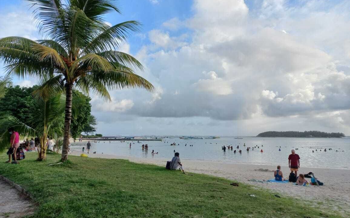 Photo of Others in Blue Bay