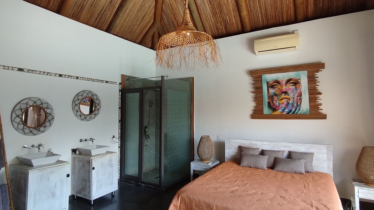 Photo of Bedroom in Pointe Aux Piments