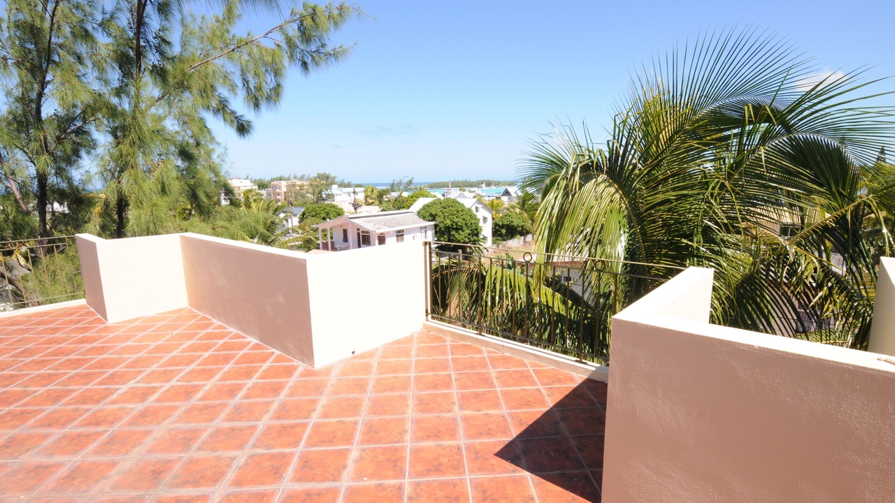 Photo of Patio Balcony in Blue Bay