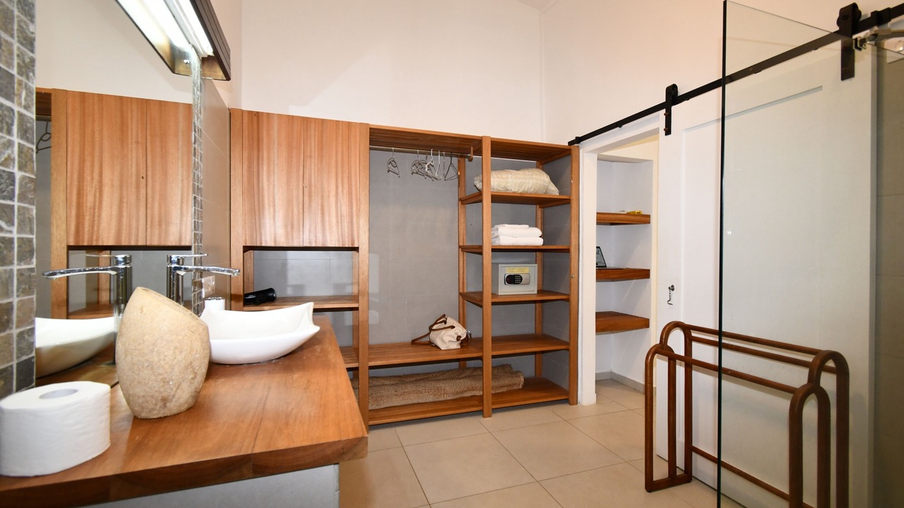 Photo of Bathroom in Surinam