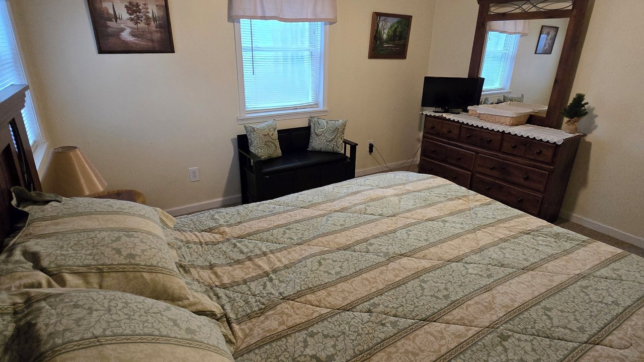 Photo of Bedroom in Albrightsville