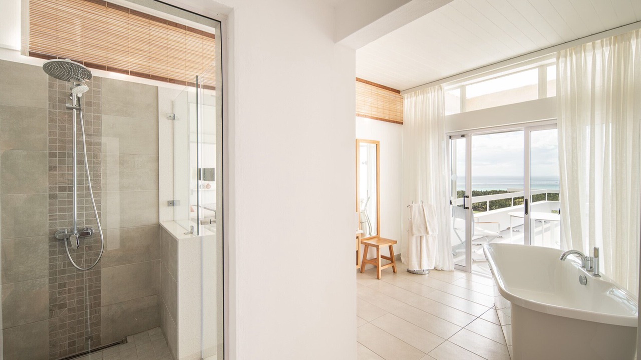 Photo of Bathroom in Le Morne