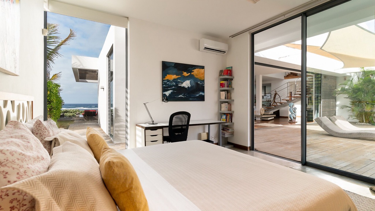 Photo of Bedroom in Poste Lafayette