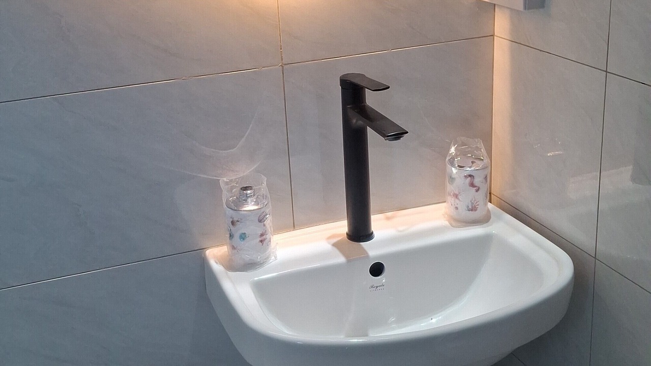 Photo of Bathroom in Albion