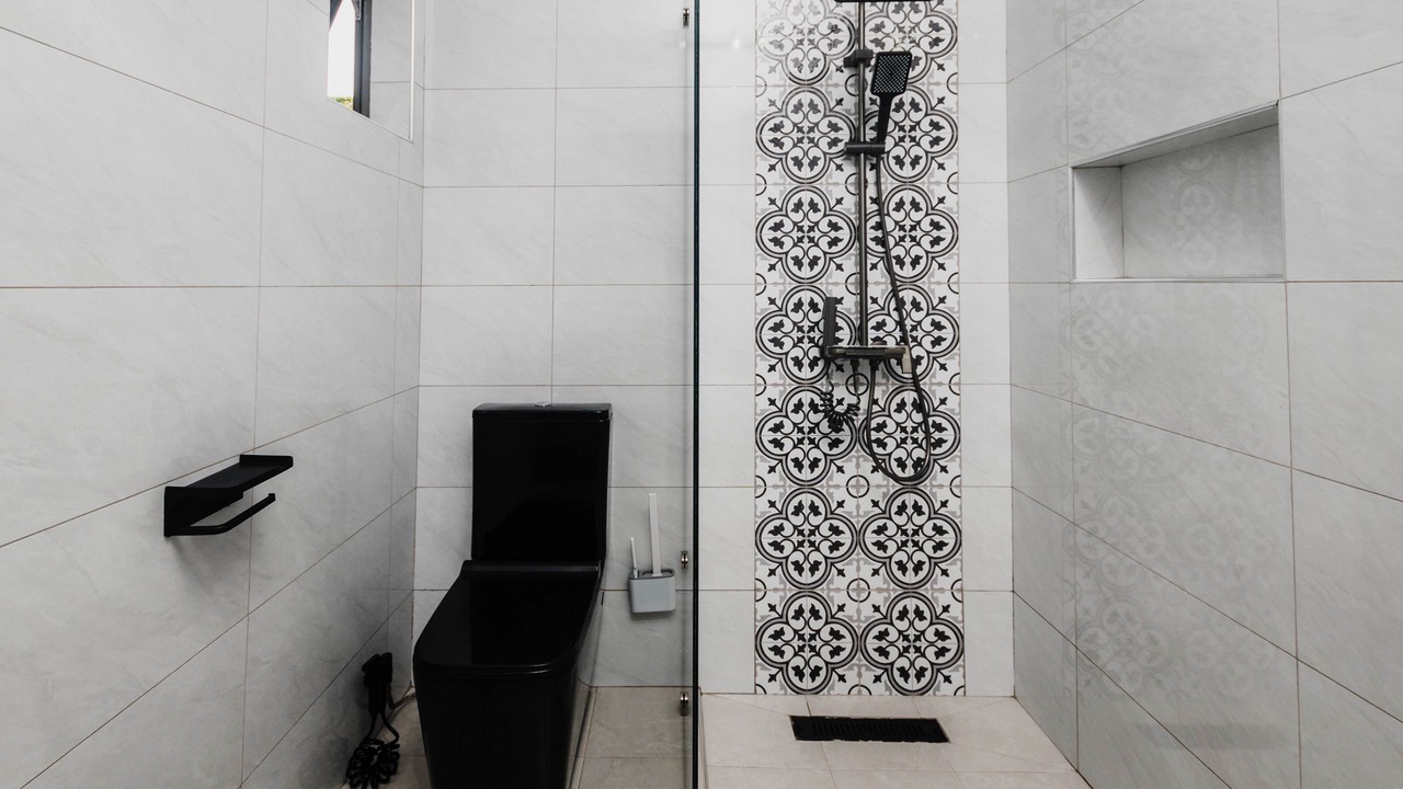Photo of Bathroom in Albion