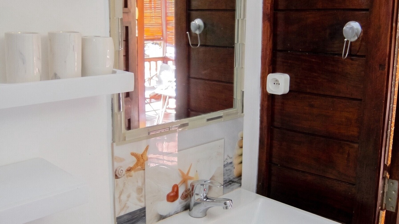 Photo of Bathroom in Albion