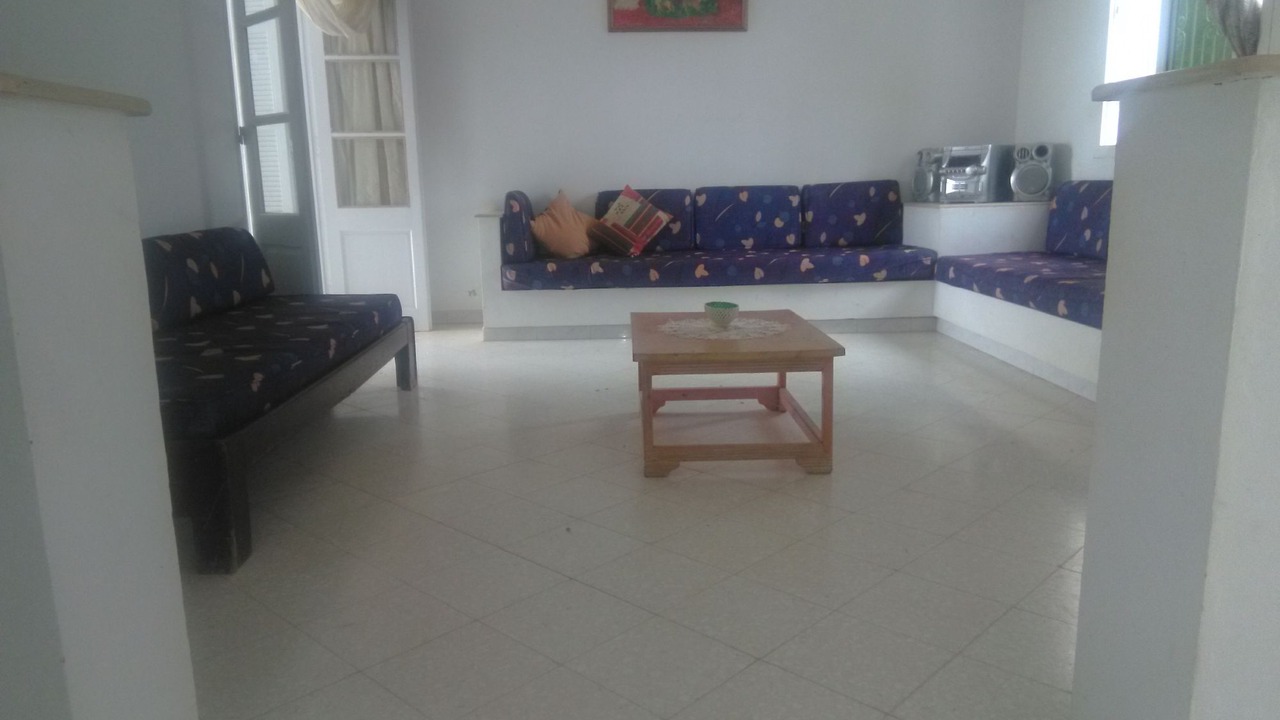 Photo of Livingroom in Eastern Hawaria