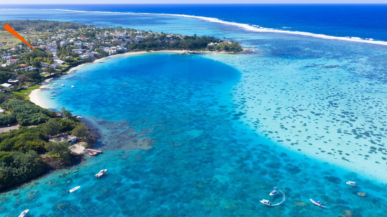 Photo of Others in Blue Bay