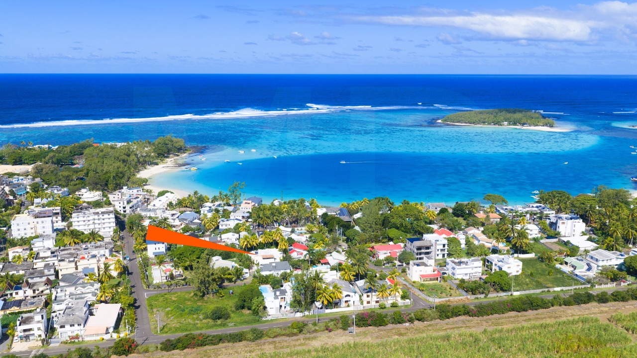 Photo of Others in Blue Bay