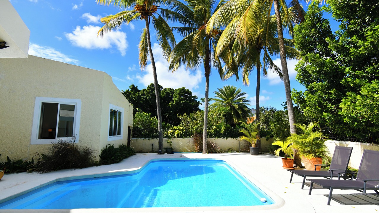 Photo of Outdoor in Blue Bay