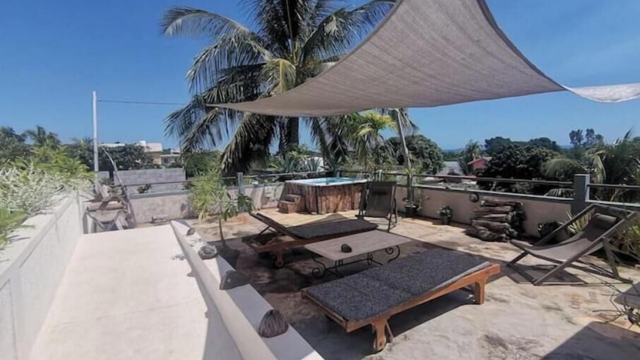 Photo of Patio Balcony in Pointe Aux Sables