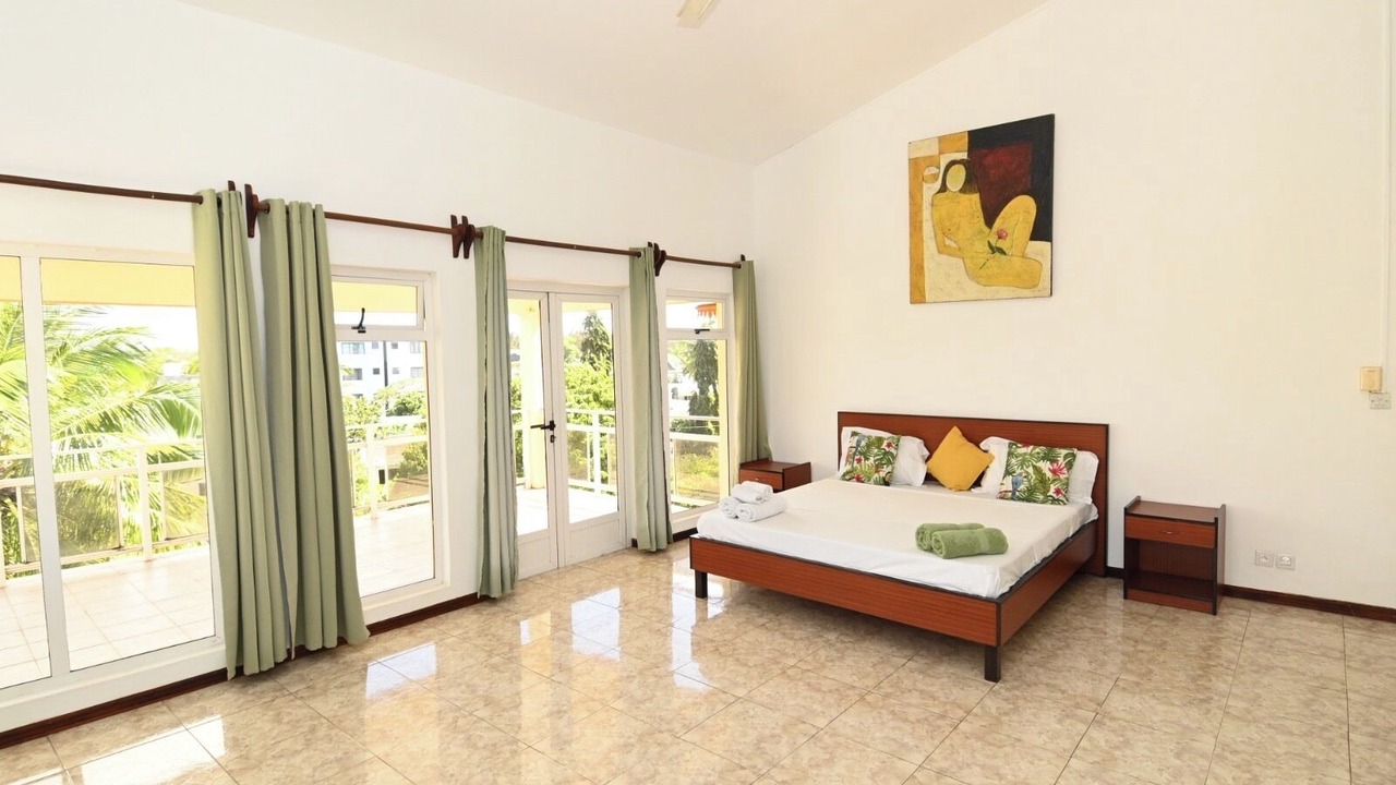 Photo of Bedroom in Pointe aux Canonniers