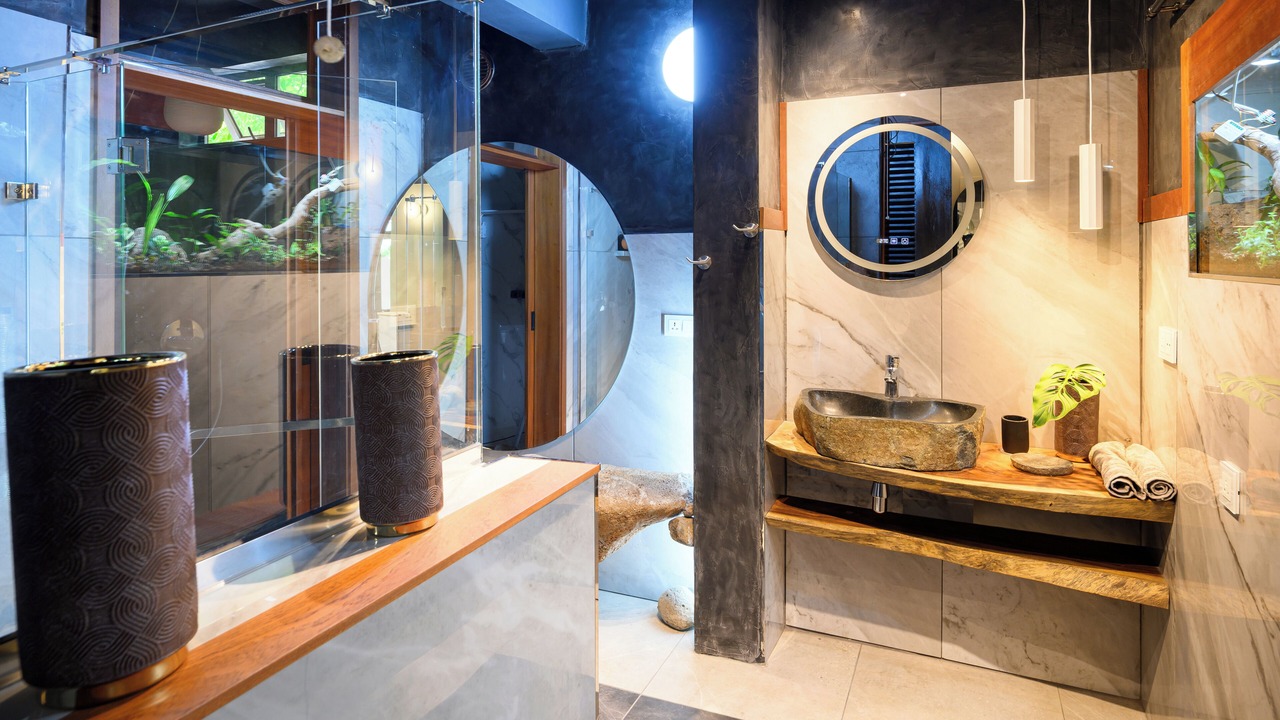 Photo of Bathroom in Pointe Aux Sables