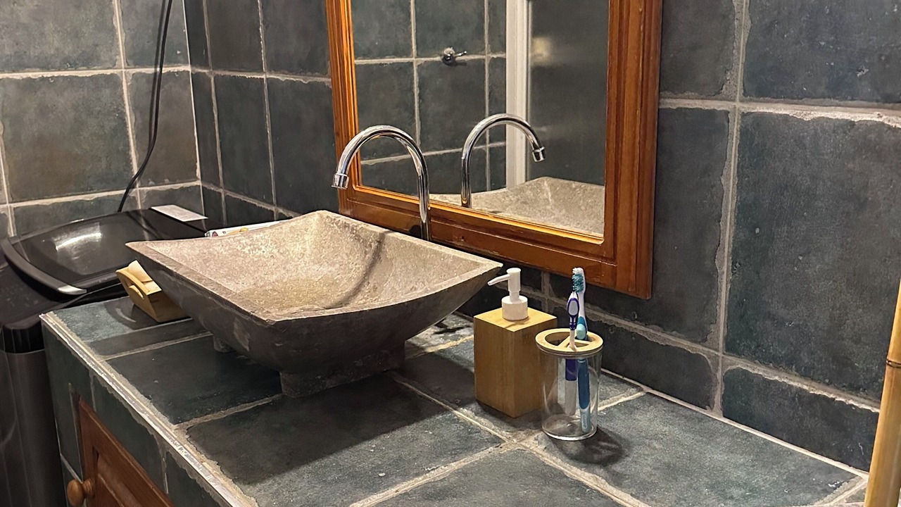Photo of Bathroom in Albion