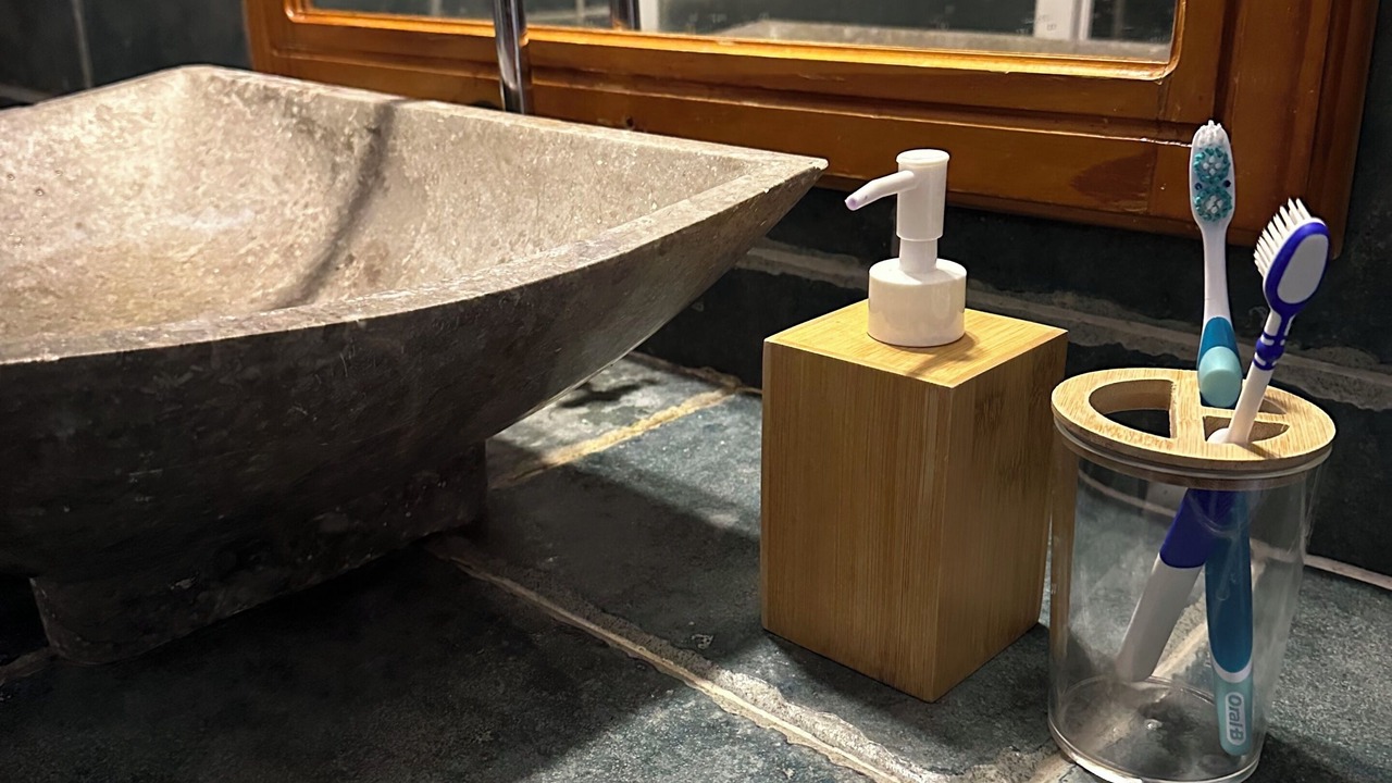 Photo of Bathroom in Albion