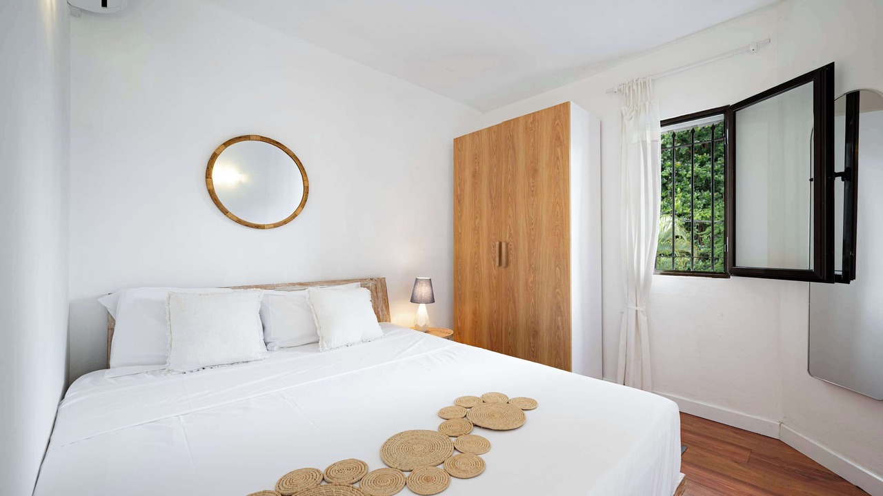 Photo of Bedroom in Pointe aux Canonniers