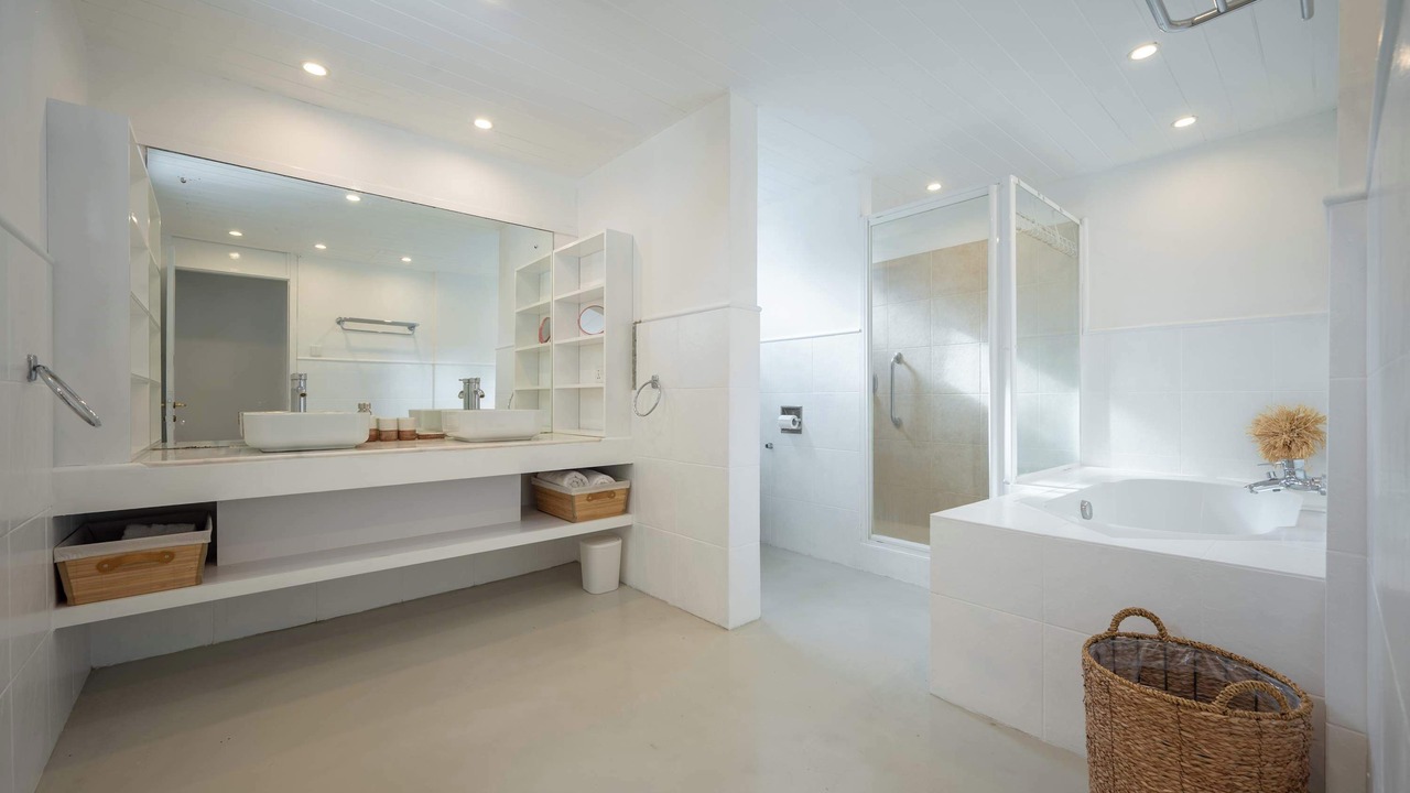 Photo of Bathroom in Pointe aux Canonniers
