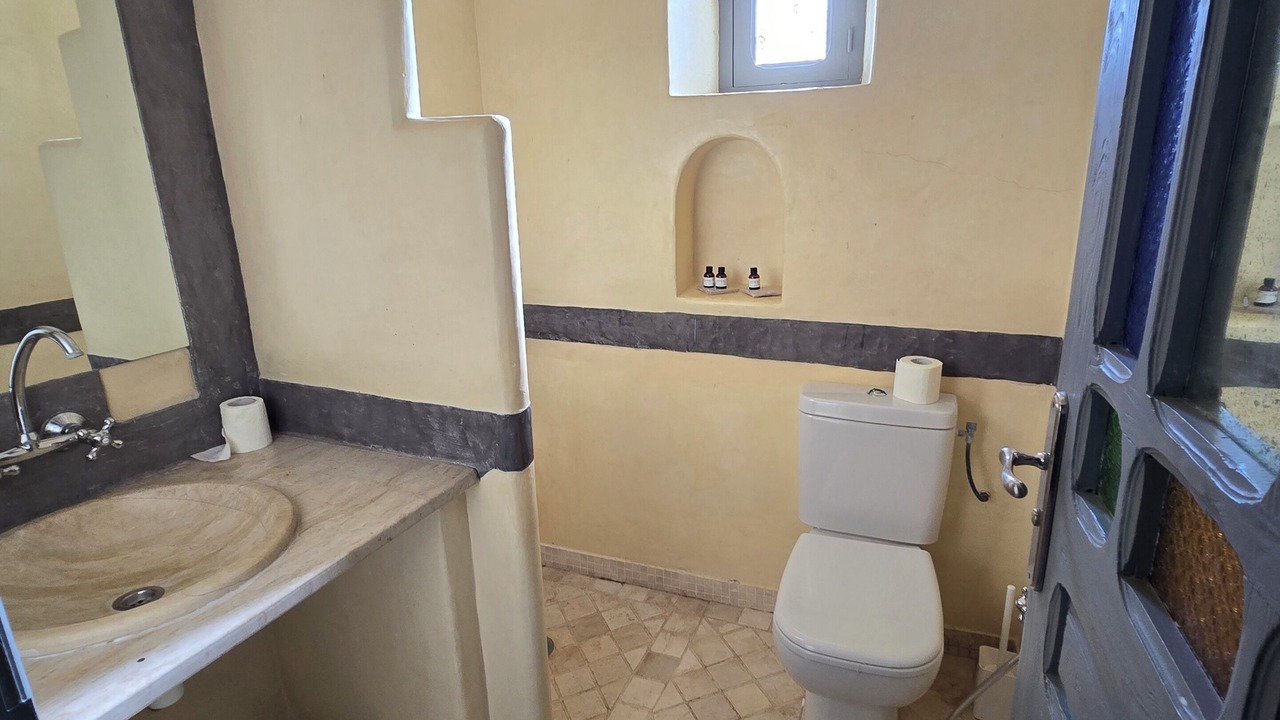 Photo of Bathroom in Erriadh