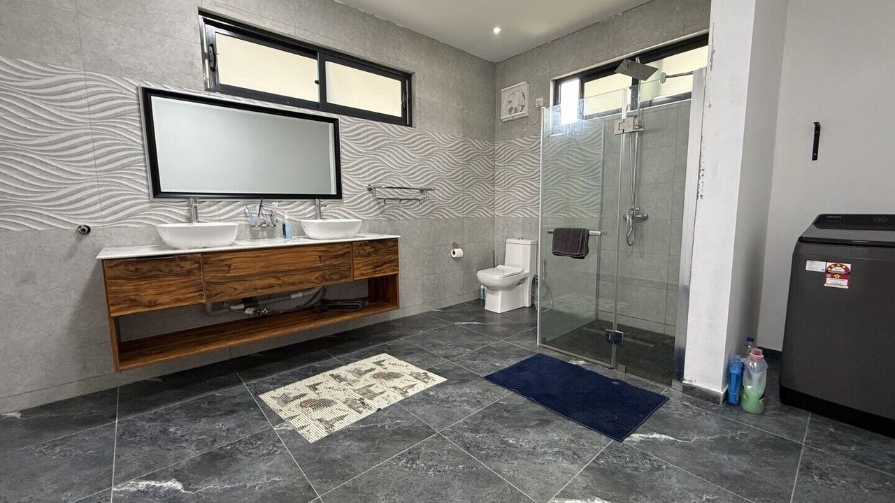 Photo of Bathroom in Mahebourg