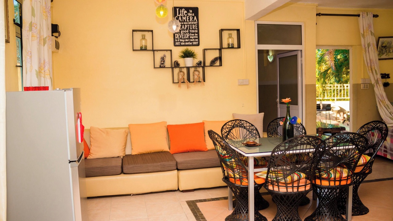 Photo of Livingroom in Pereybere