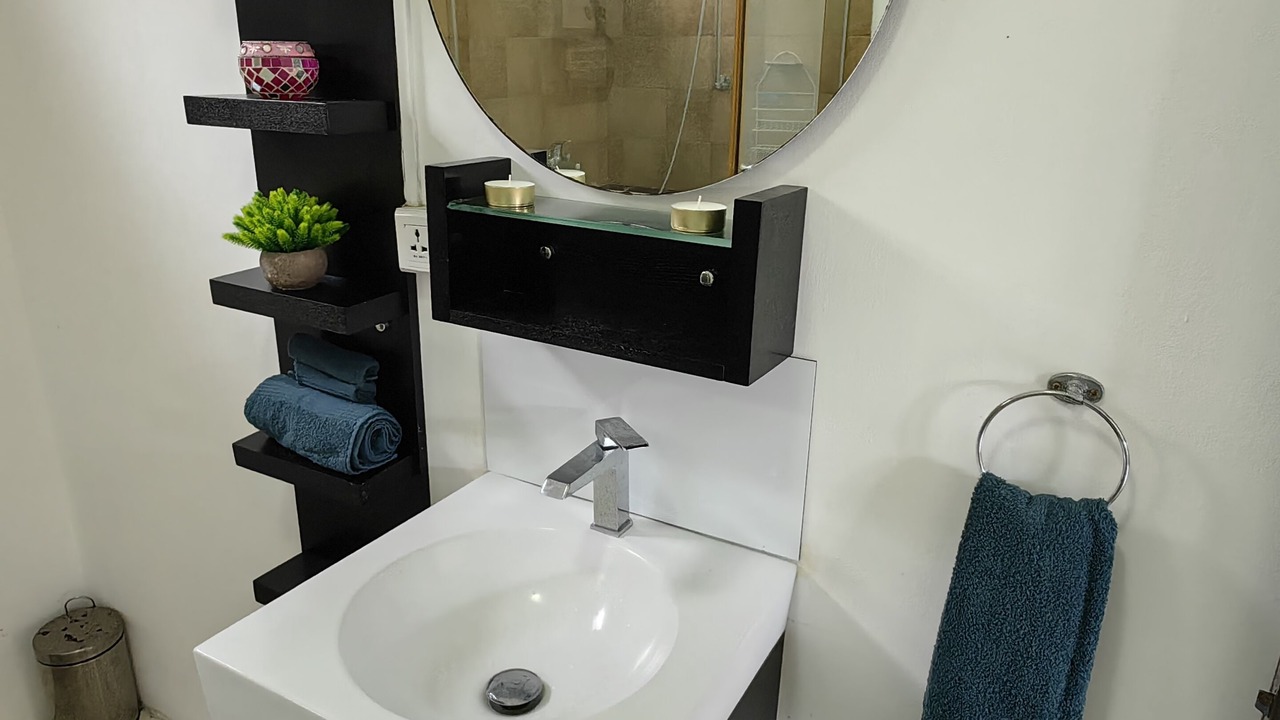 Photo of Bathroom in Pereybere