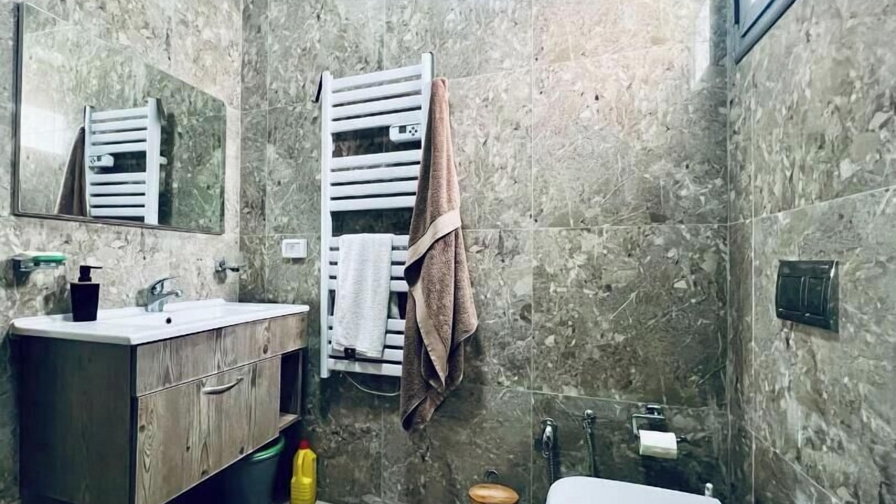 Photo of Bathroom in Aghir
