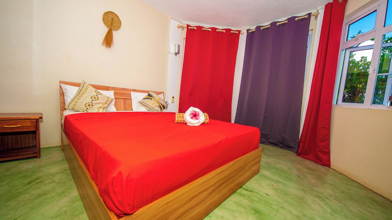 Photo of Bedroom in Oyster Bay