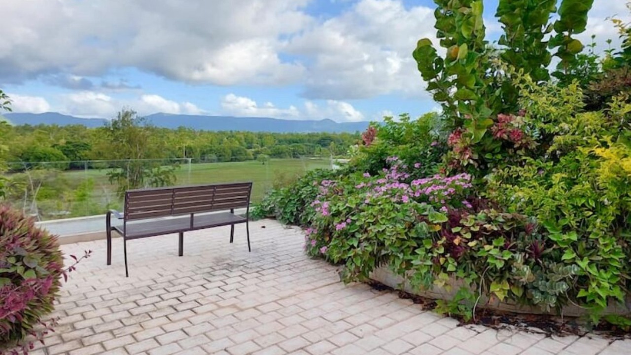 Photo of Patio Balcony in Tamarin