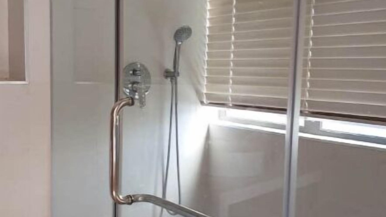 Photo of Bathroom in Tamarin