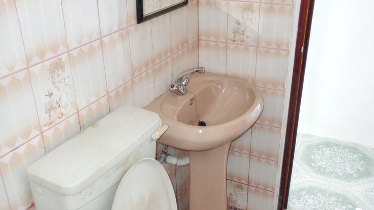 Photo of Bathroom in Calodyne