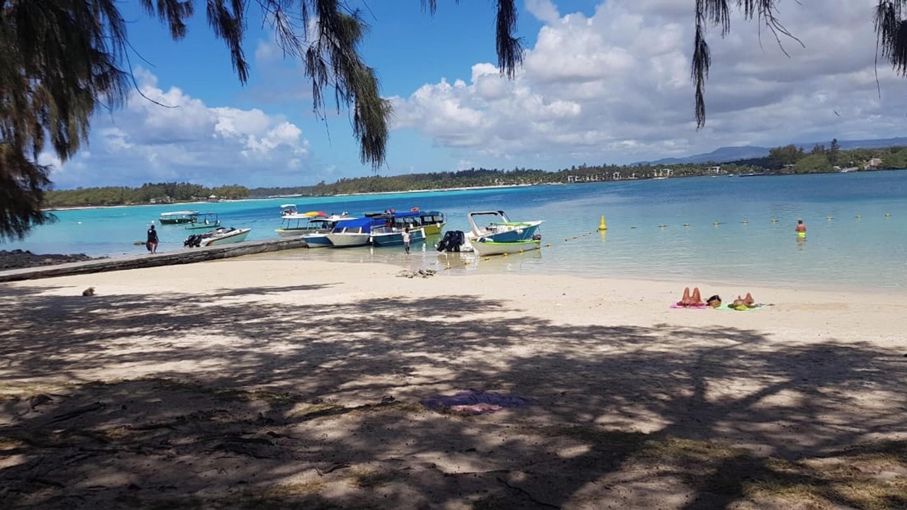 Photo of Others in Mahebourg