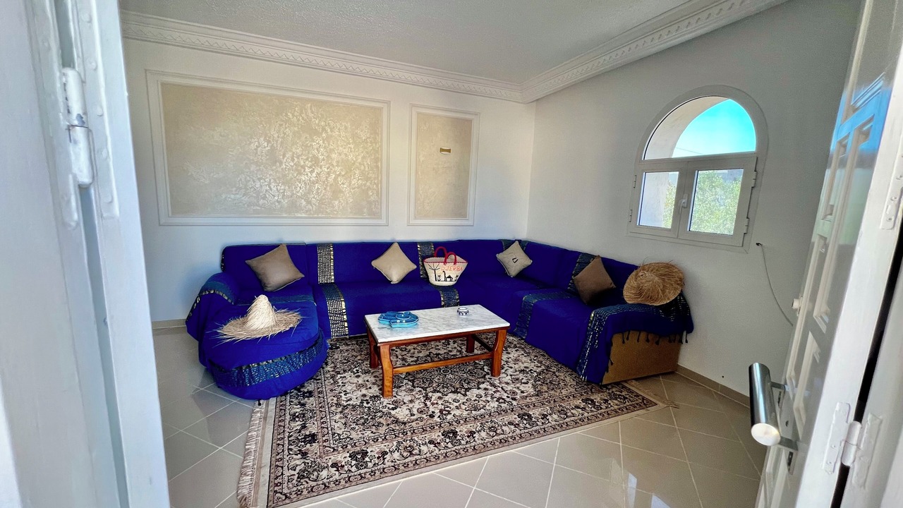 Photo of Livingroom in Aghir