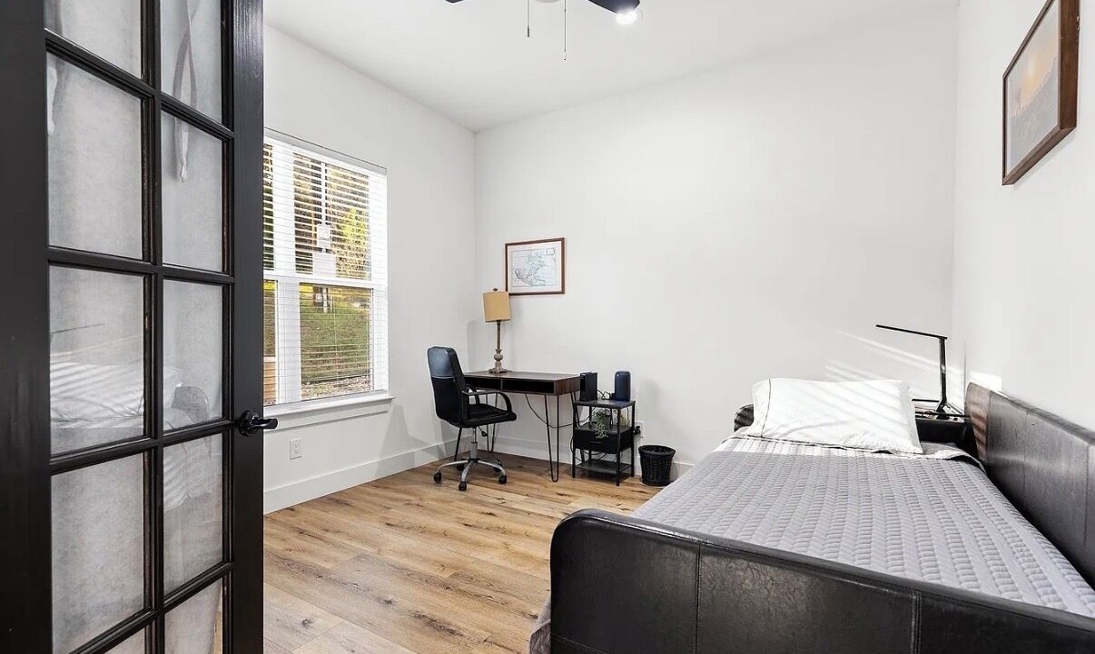 Photo of Bedroom in Bastrop