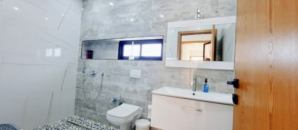 Photo of Bathroom in Aghir