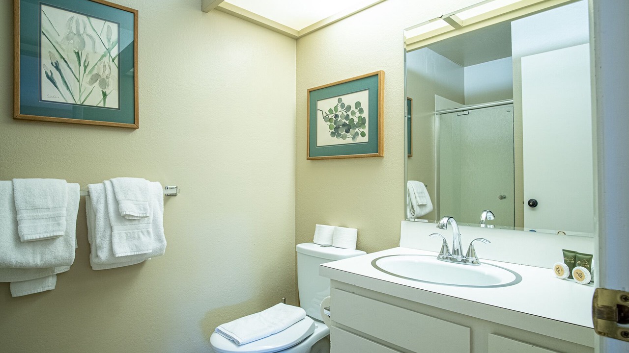 Photo of Bathroom in River Run