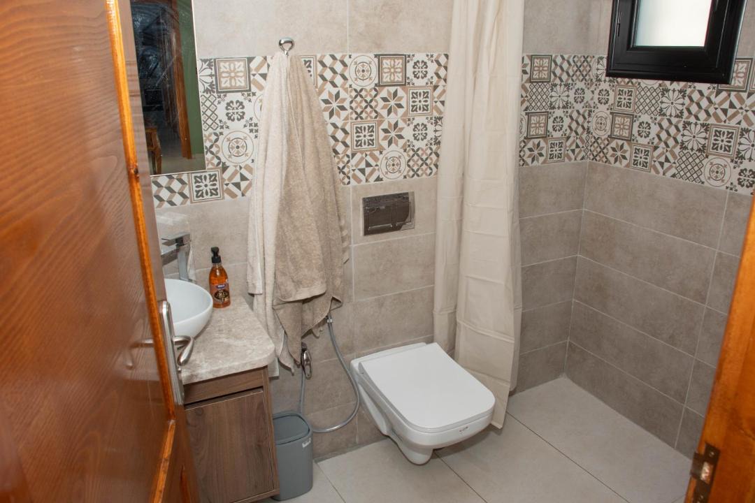 Photo of Bathroom in Erriadh